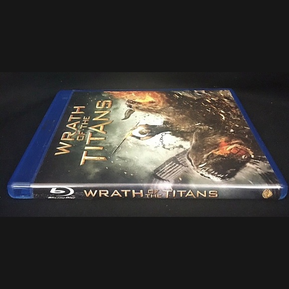 Wrath of the Titans Blu-ray / DVD 2 Disc Set Both Discs In MINT Condition 2012 - Picture 11 of 13